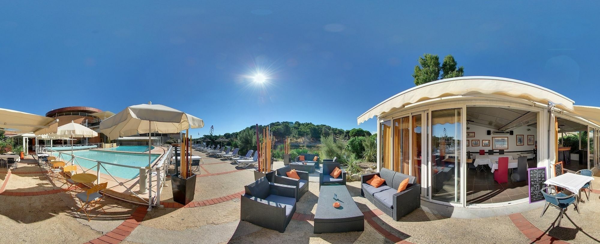Hotel Le Phoebus Garden & Spa Gruissan Exterior foto