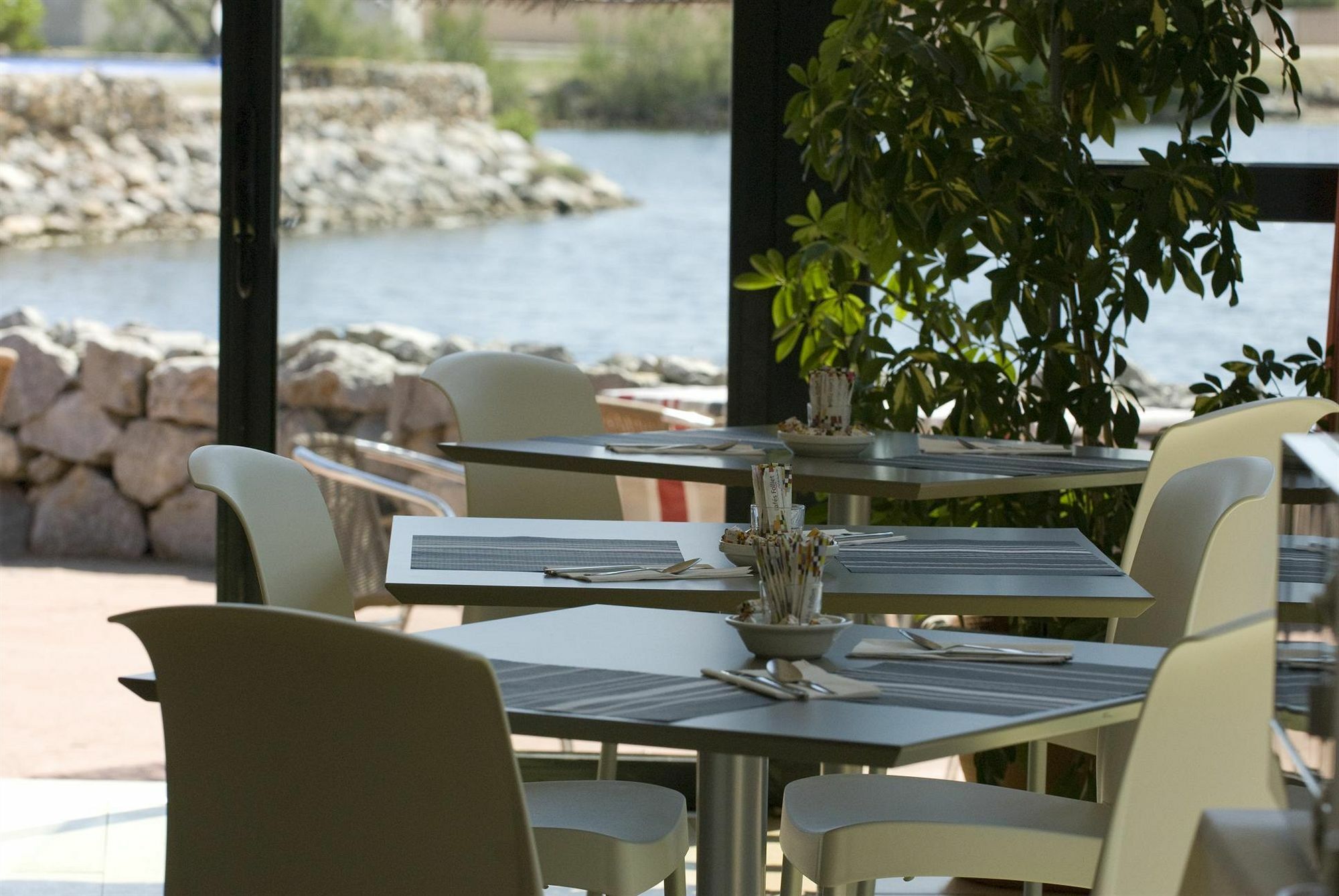 Hotel Le Phoebus Garden & Spa Gruissan Exterior foto