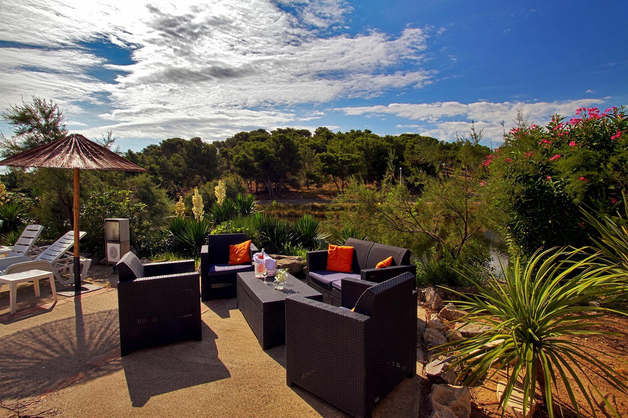 Hotel Le Phoebus Garden & Spa Gruissan Exterior foto